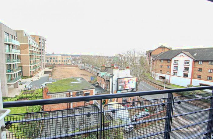 2 Bedroom Apartment To Rent In Seven Kings Way, Royal Quaters, Kingston Upon Thames, KT2
