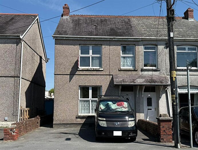 3 Bedroom Semi-Detached House For Sale In Carmarthen Road, Cross Hands, Llanelli, SA14