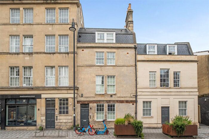 1 Bedroom Apartment For Sale In Long Acre, Bath, Somerset, BA1