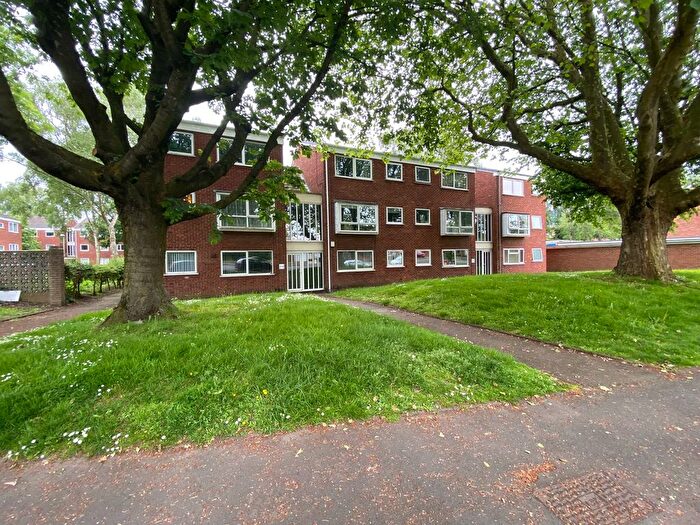 1 Bedroom Flat To Rent In Netherend Lane, Halesowen, B63
