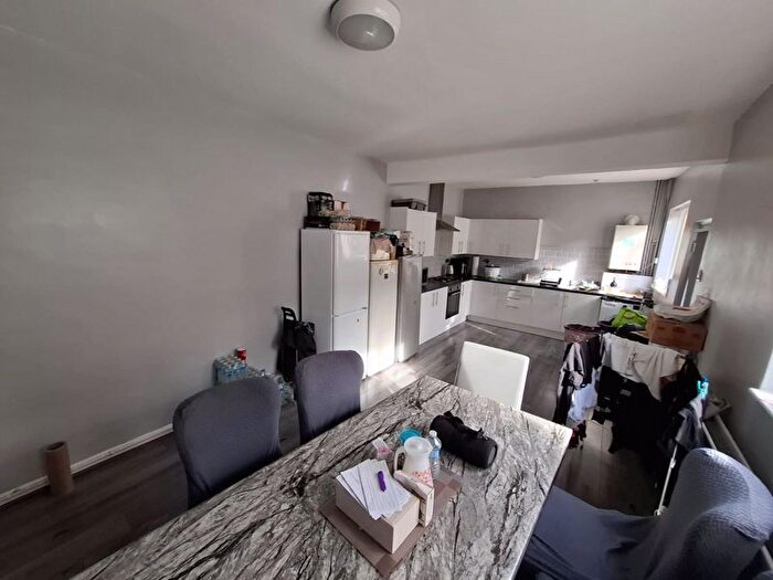 3 Bedroom End Of Terrace House For Sale In Markfield Road, Bootle, L20