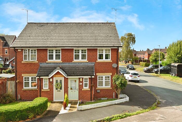 3 Bedroom Semi-detached House For Sale In Crown Drive, Malkins Bank, Sandbach, Cheshire, CW11