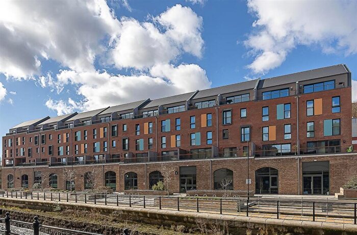 3 Bedroom Maisonette To Rent In Ouse Street, Ouseburn, Newcastle Upon Tyne, NE1