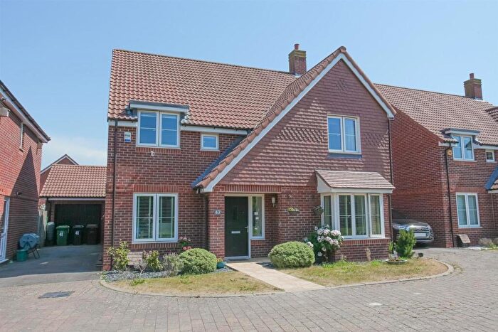 4 Bedroom Detached House To Rent In Ramsons Crescent, Didcot, OX11