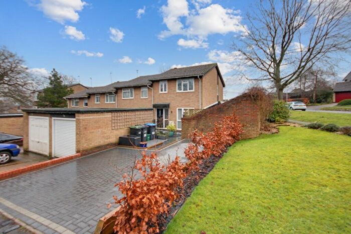 3 Bedroom End Of Terrace House For Sale In Cromwell Place, East Grinstead, West Sussex, RH19