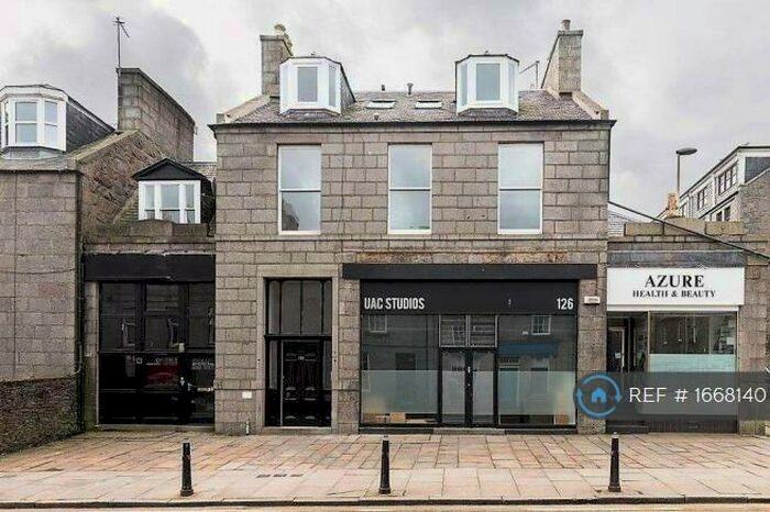 2 Bedroom Flat To Rent In Crown Street, Aberdeen, AB11