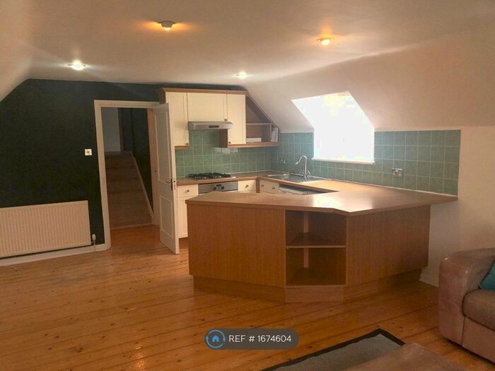 1 Bedroom Flat To Rent In North Common Road, London, W5