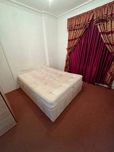 1 Bedroom Flat To Rent In London Road, London, SW16