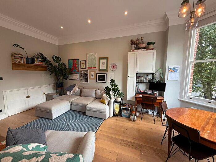 2 Bedroom Apartment To Rent In Fellows Road, NW3