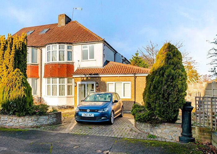 4 Bedroom Semi Detached House For Sale In Trenham Drive, Warlingham, CR6