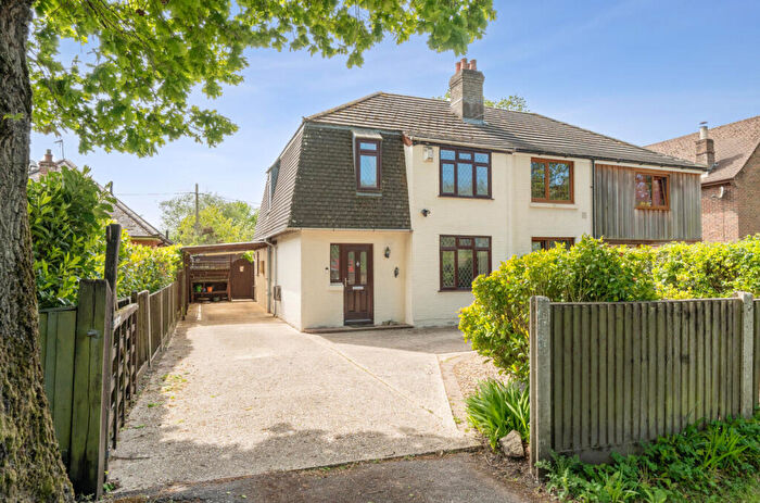 3 Bedroom Semi-Detached House To Rent In Botley Road, North Baddesley, Southampton, Hampshire, SO52