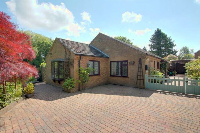 3 Bedroom Detached Bungalow For Sale In Church Lane, Willoughby, Alford, LN13