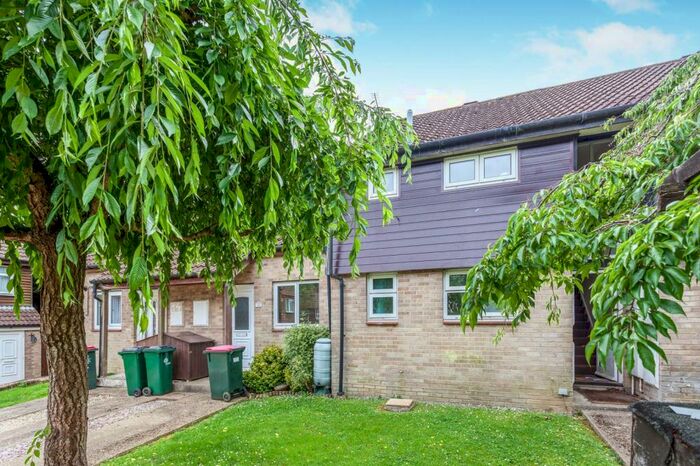 Studio To Rent In Lanercost Road, RH11