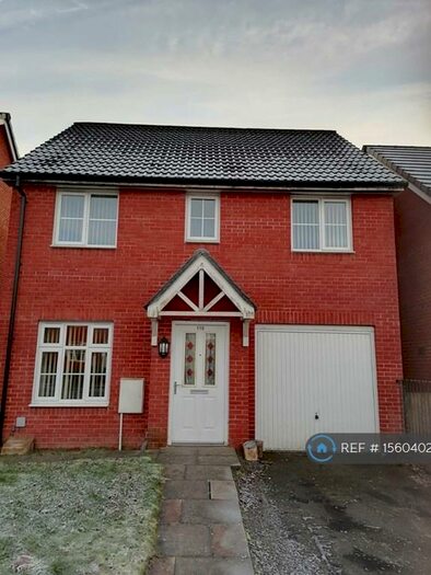 3 Bedroom Detached House To Rent In Dol Y Dderwen, Ammanford, SA18