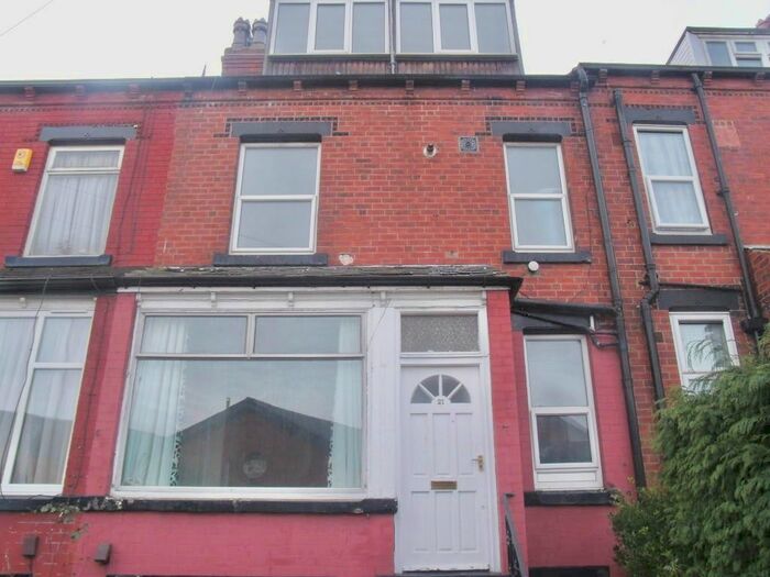 3 Bedroom Terraced House To Rent In Darfield Road, Leeds, LS8