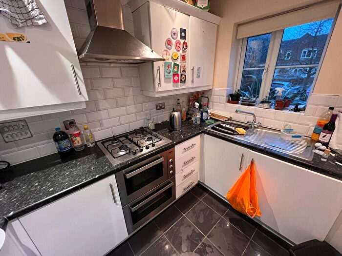 2 Bedroom Town House To Rent In Falconside Drive, Spondon, DE21