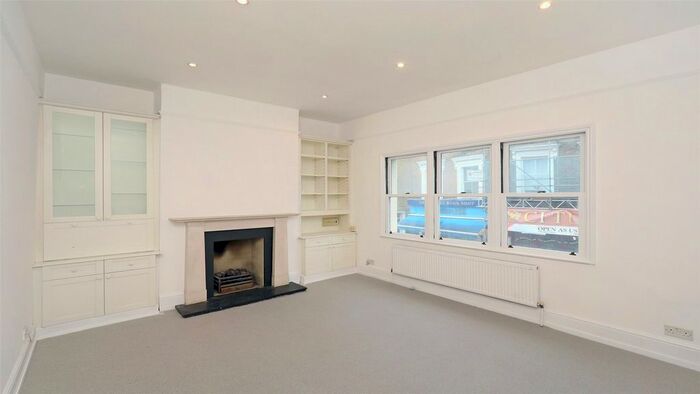 2 Bedroom Flat To Rent In Portobello Road, Notting Hill, W11