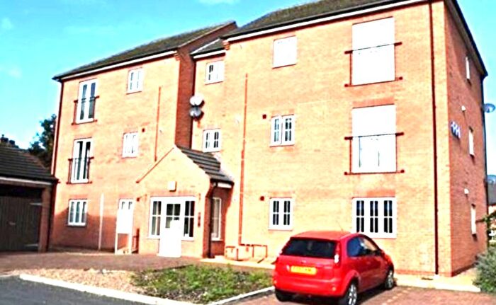 2 Bedroom Flat To Rent In Danes Close, Grimsby, DN32