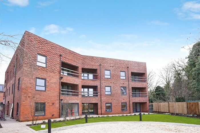 2 Bedroom Flat For Sale In Apartment Fifteen, Viciniti Court, St. Albans, AL1
