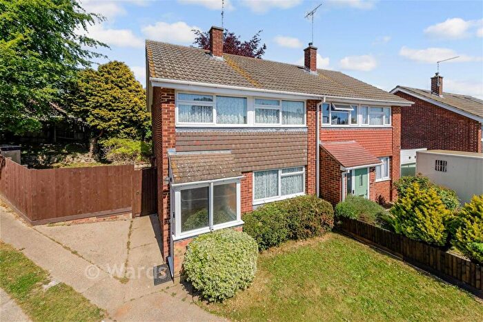 3 Bedroom Semi-Detached House For Sale In Coniston Close, Gillingham, Kent, ME7