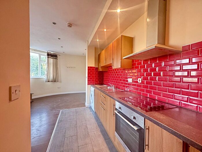 1 Bedroom Flat To Rent In Burgoyne Road, Sheffield, South Yorkshire, S6