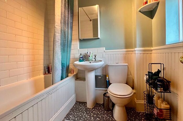 3 Bedroom Terraced House For Sale In Langholm Road, Ashford, TN23