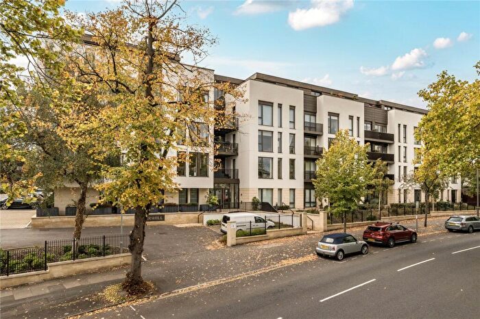 2 Bedroom Apartment For Sale In Rivershill, St Georges Road, Cheltenham, GL50