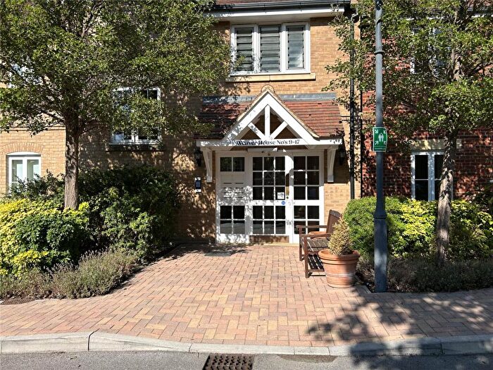 2 Bedroom Retirement Property For Sale In Weaver House, Chantry Court, BA13