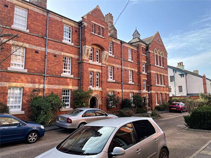 2 Bedroom Flat To Rent In Jellalabad Court, Mount Street, Taunton, Somerset, TA1