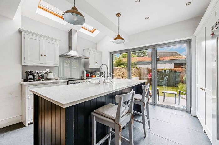 5 Bedroom Terraced House To Rent In Junction Road, London, W5