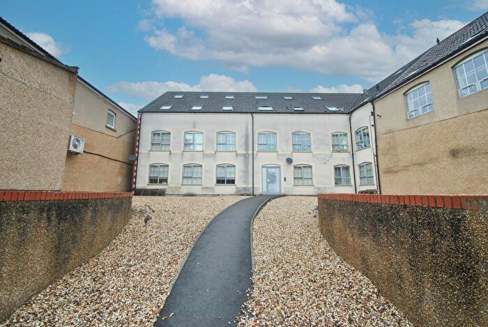 2 Bedroom Flat For Sale In Flat, Fountain Mill, Hudds Vale Road, Bristol, BS5