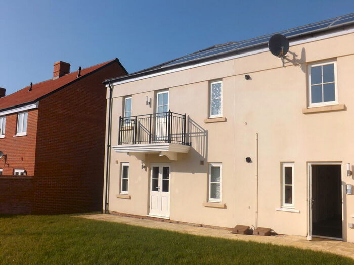 1 Bedroom Flat To Rent In Pinnova Place, Waterlooville, PO7