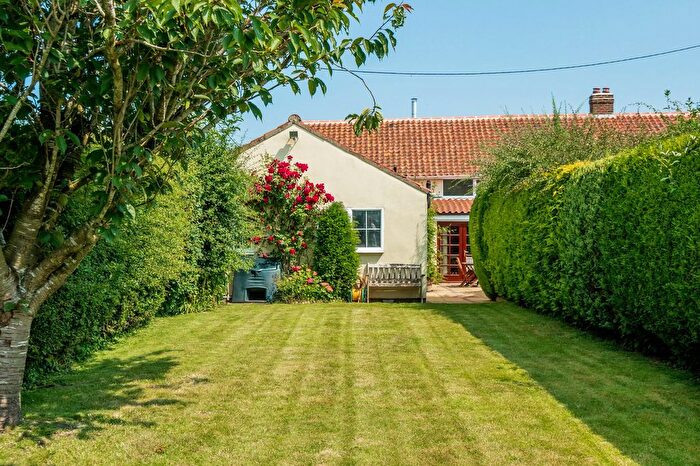 3 Bedroom End Of Terrace House For Sale In Rush Green, Barnham Broom, NR9