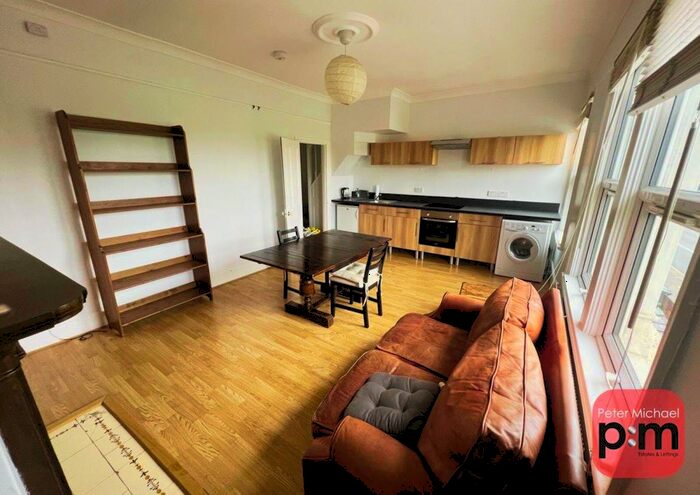 1 Bedroom Flat To Rent In High Road, London, N22