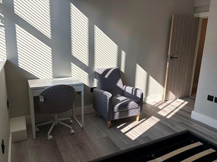 1 Bedroom Terraced House To Rent In Wood Street, Bolton, BL1