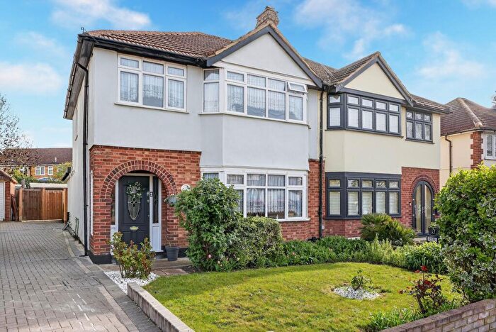 3 Bedroom Semi Detached House For Sale In Garry Way, Romford, RM1