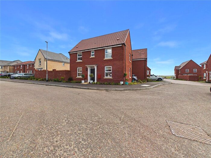 3 Bedroom Detached House For Sale In Blackthorn Drive, Dovercourt, Harwich, Essex, CO12