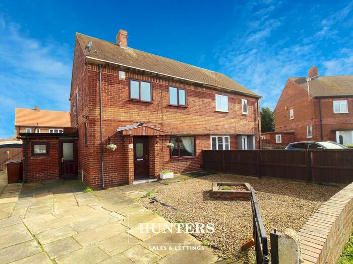 3 Bedroom Semi-Detached House To Rent In Lea Lane, Featherstone, Pontefract, WF7