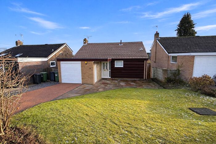 2 Bedroom Property For Sale In Kenilworth Road, Macclesfield, SK11