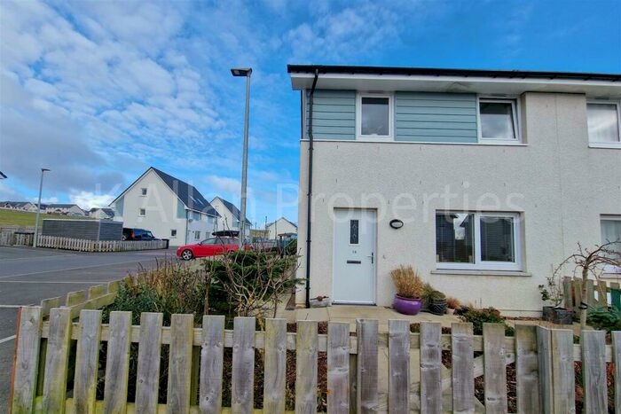 4 Bedroom End Of Terrace House For Sale In Busant Drive, Kirkwall, Orkney, KW15