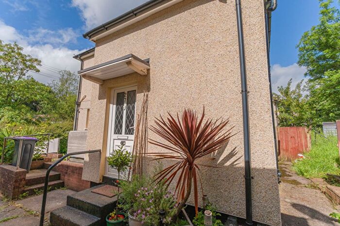 1 Bedroom Flat For Sale In Glenside, Cwmbran, NP44