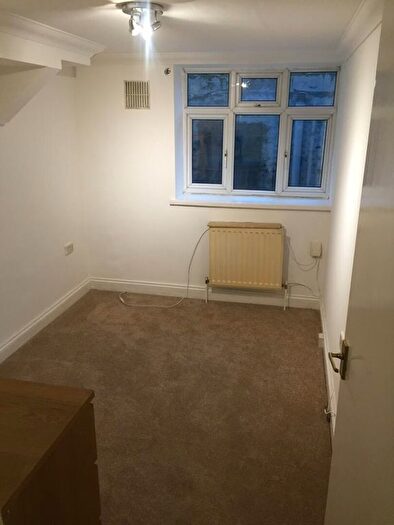 2 Bedroom Property To Rent In Camden Street, London, NW1