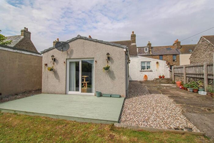 3 Bedroom Semi-Detached House For Sale In Braeview, Willowbank, Wick, KW1