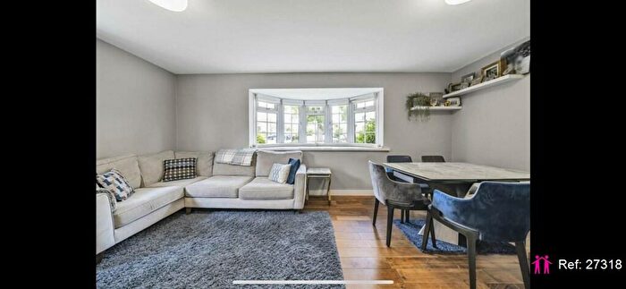 2 Bedroom Apartment To Rent In Bispham Road, London, NW10