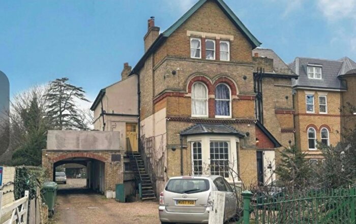 1 Bedroom Studio To Rent In Worcester Park, KT4