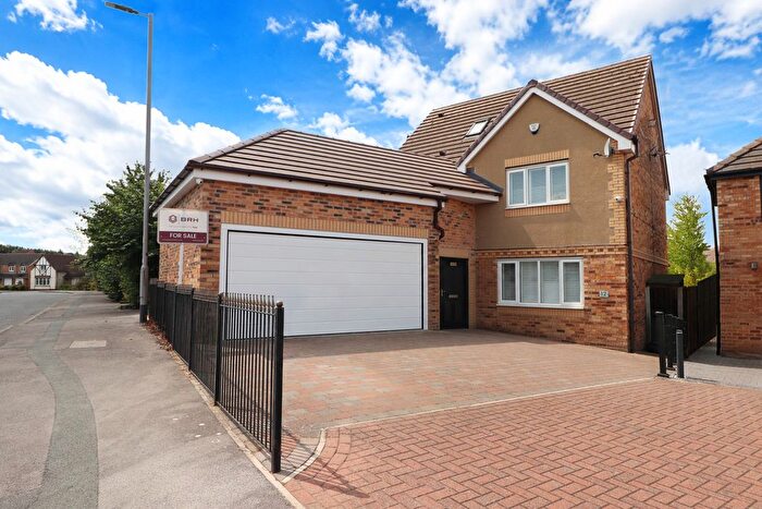 5 Bedroom Detached House For Sale In Pasture Way, Castleford, WF10