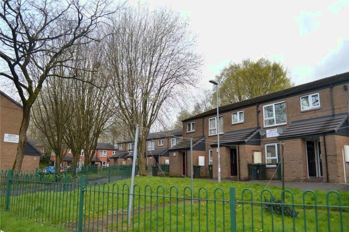 1 Bedroom Apartment To Rent In Henderson Street, Rochdale, Greater Manchester, OL12