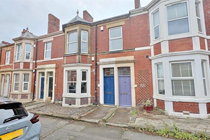 2 Bedroom Flat To Rent In Ashleigh Grove, Jesmond, Newcastle Upon Tyne, NE2