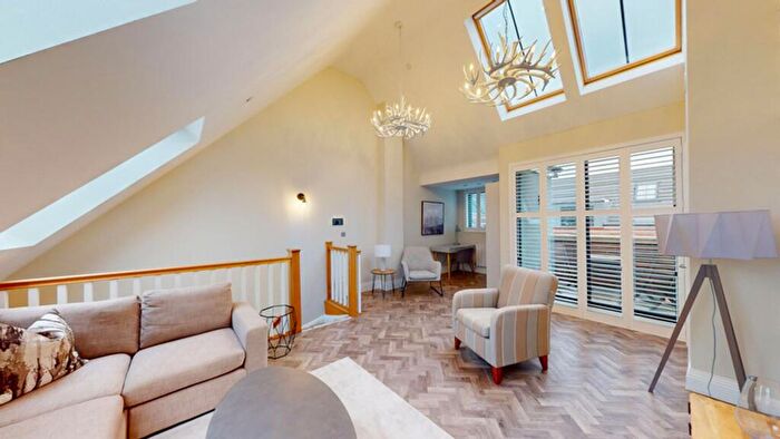 3 Bedroom Town House To Rent In Northwood Street, Birmingham, B3