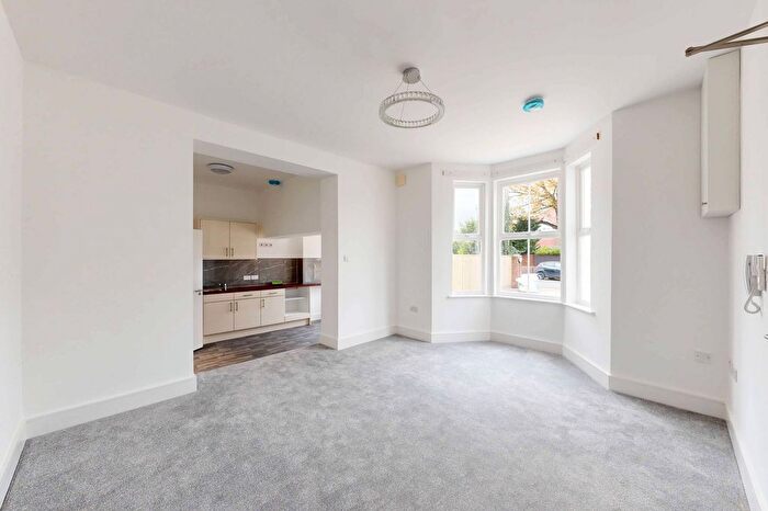 1 Bedroom Studio To Rent In Ifield Road, Crawley, RH11